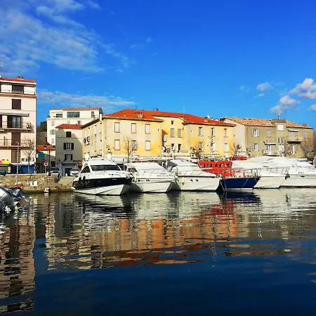Adonis Saint Florent-3